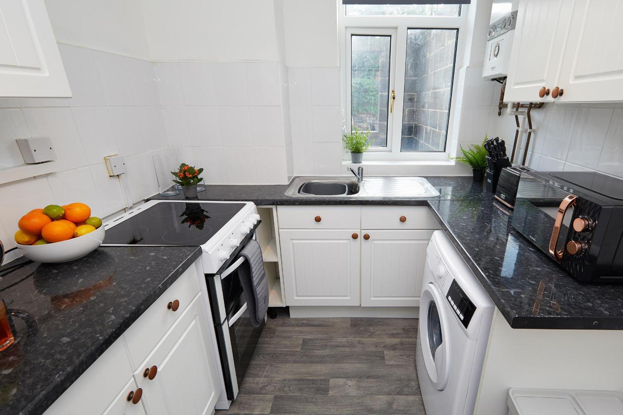 Your Sheffield Stays - Spacious 5 Bedroom House 객실 사진